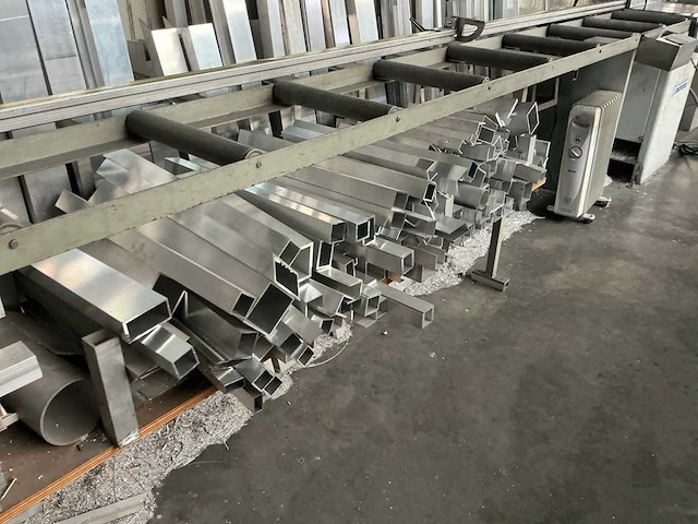 Grote restpartij aluminium - afbeelding 17 van  34