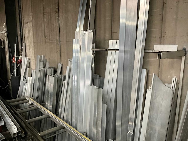Grote restpartij aluminium - afbeelding 12 van  34