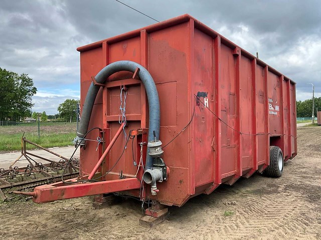 Grote robuuste mestcontainer op wielstel - nieuwe banden - afbeelding 1 van  14