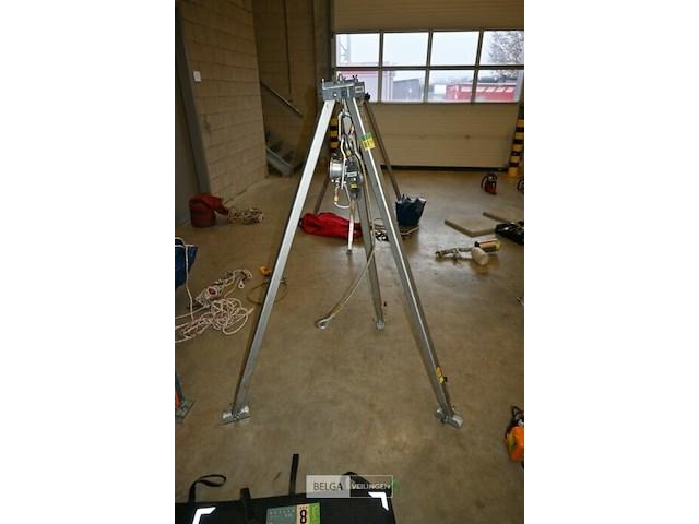 Grote rollgliss driepikkel/driepoot - afbeelding 1 van  7