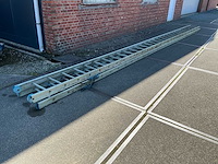 Grote schuif ladder - afbeelding 1 van  4
