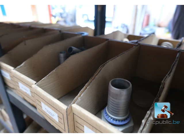 Grote set koppelstukken met planken - afbeelding 8 van  45