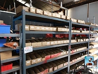 Grote set koppelstukken met planken