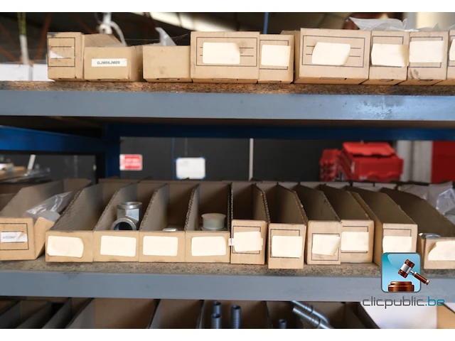 Grote set koppelstukken met planken - afbeelding 31 van  45