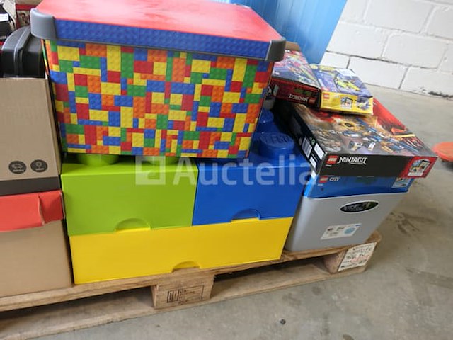 Grote set spellen, diverse lego-speelgoedjes - afbeelding 3 van  15