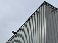 Grote stalen overkapping - afbeelding 3 van  9