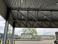 Grote stalen overkapping - afbeelding 8 van  9