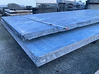 Grote tafelbladen in belgische blauwe steen (2x) - afbeelding 2 van  3