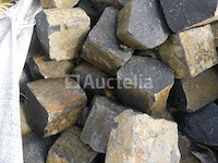 Grote tas geopend met bluestone - afbeelding 3 van  8