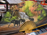 Grote waaier met diverse dieren - afbeelding 1 van  1