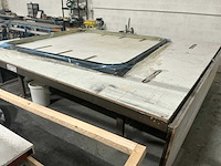 Grote werktafel met geïntrigeerde pneumatische hef rollerbanen - afbeelding 1 van  6