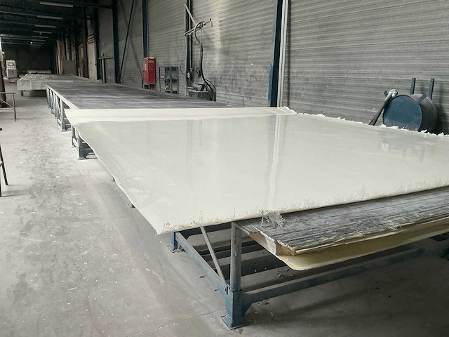 Grote werktafel - afbeelding 1 van  3