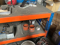 Grote zware metalen werkbank - afbeelding 5 van  11