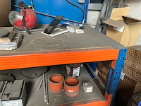 Grote zware metalen werkbank - afbeelding 6 van  11
