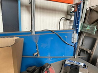Grote zware metalen werkbank - afbeelding 2 van  11