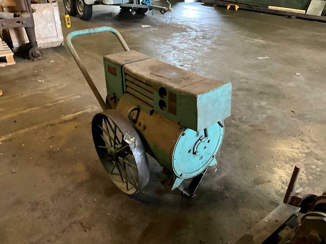 Groupe de soudure gsm.15 vintage stroomgenerator - afbeelding 3 van  9