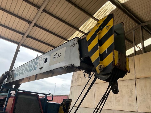 Grove - telescopic crane - - afbeelding 30 van  32