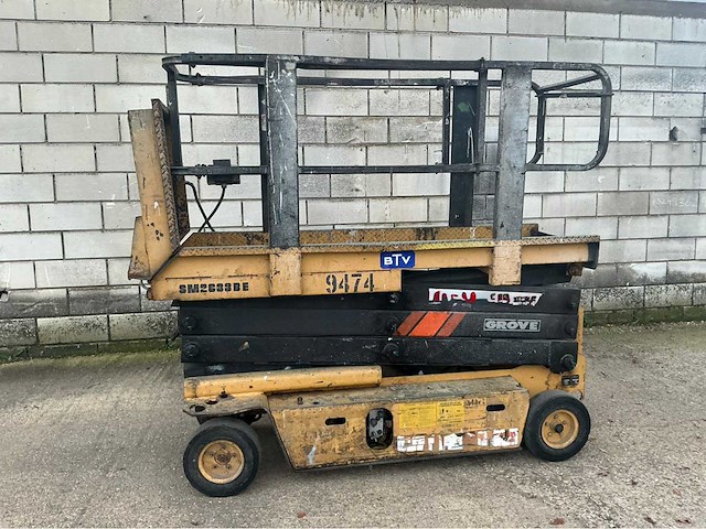 Grove mfg schaarlift sm2633be hoogwerker - afbeelding 1 van  5