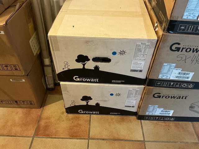 Growatt 4600 tl omvormer - afbeelding 1 van  3