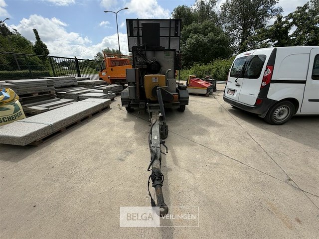Grun asfaltketel – brand-, rook- en/of waterschade - afbeelding 5 van  18