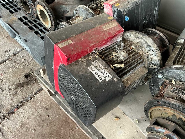 Grundfos 100-240/2 a-f-a-bqqe circulatiepomp - afbeelding 3 van  7