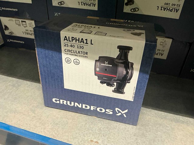 Grundfos alpha 1 l 25-40 130 sanitair pomp - afbeelding 1 van  3