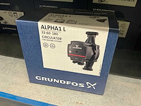 Grundfos alpha 1 l 32-60 180 cv-pomp - afbeelding 1 van  2