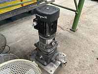 Grundfos cr1-4 pomp - afbeelding 1 van  2