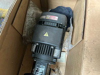 Grundfos crk2-180/18 a-m-a-auuv verticale meertraps centrifugaalpomp - afbeelding 3 van  3