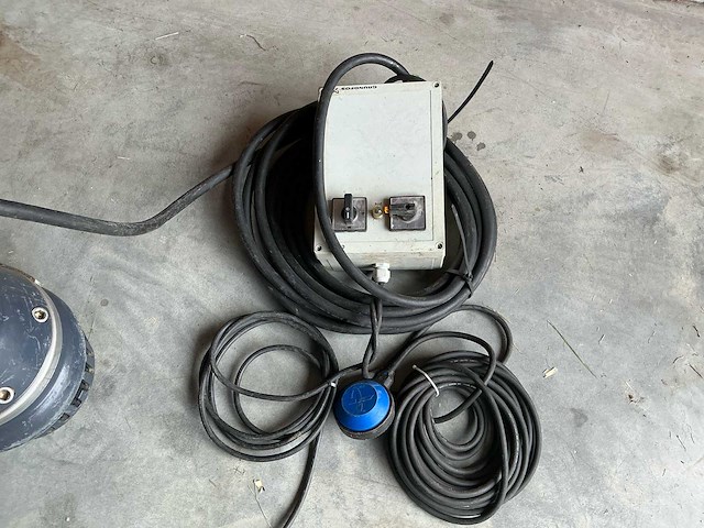 Grundfos dp10.50.09 dompelpomp - afbeelding 5 van  6