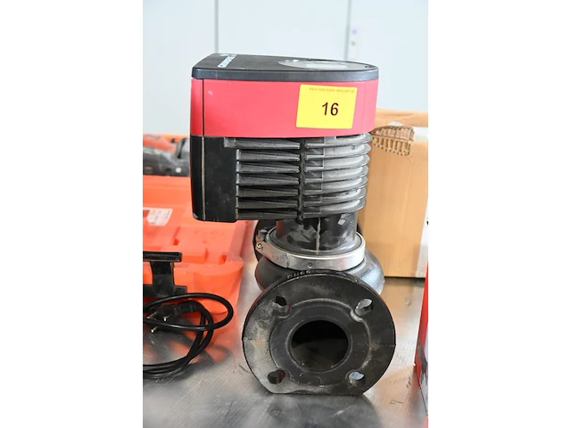 Grundfos magna 3 65-120 340f - afbeelding 1 van  3