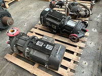 Grundfos mg160md2-42ff300-h3 centrifugaal pomp (2x) - afbeelding 1 van  3