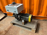 Grundfos mg90lc2-24ff165-h3 industriële pomp - afbeelding 1 van  7