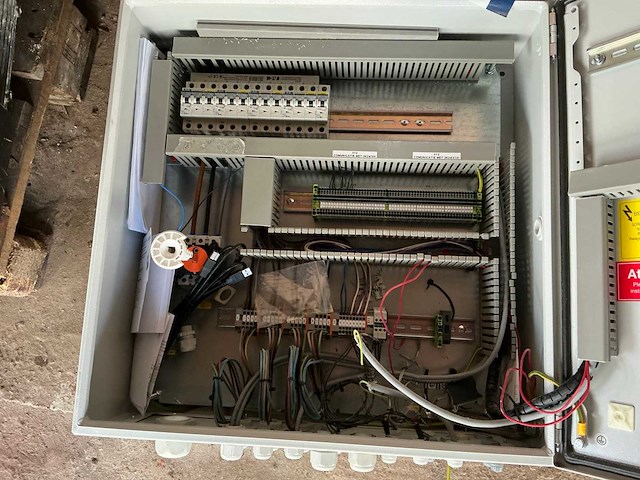 Grundfos sturingskast - afbeelding 6 van  9