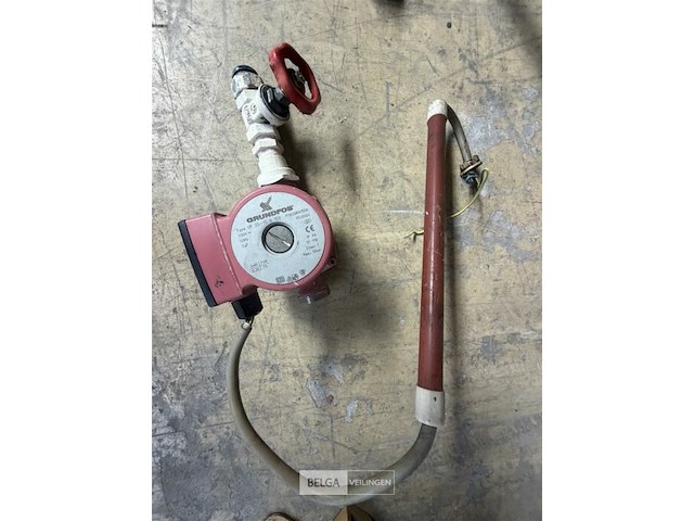 Grundfos up 20-15 n 150 circulatiepomp - afbeelding 1 van  4