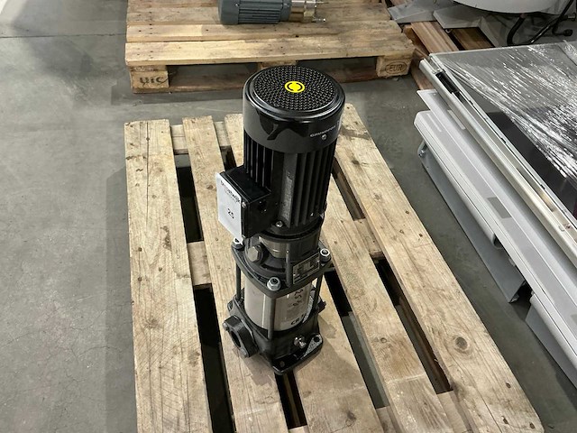 Grundfoss cr5-7 waterpomp - afbeelding 2 van  8