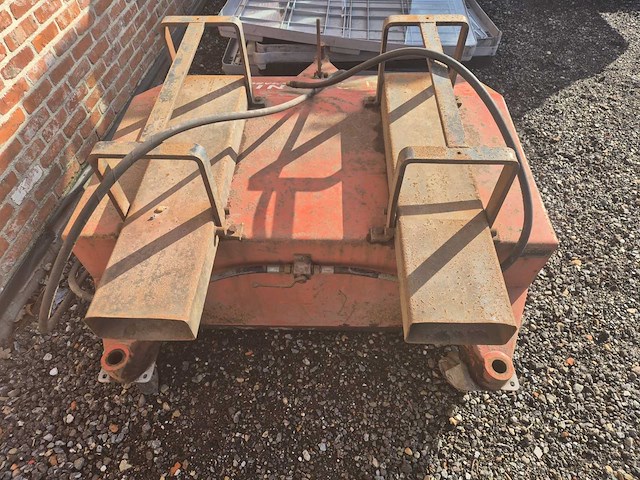 Grunig veegmachine heftruck - afbeelding 3 van  4