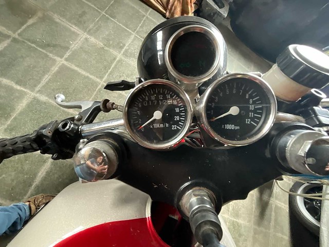 Gs 850 - suzuki 1980 - afbeelding 9 van  24