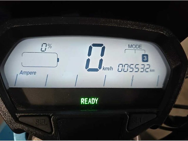 Gts - e-nergy exclusive - scooter - afbeelding 12 van  12