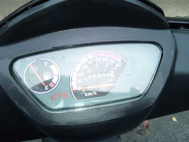 Gts - vici 50 - scooter - afbeelding 4 van  8