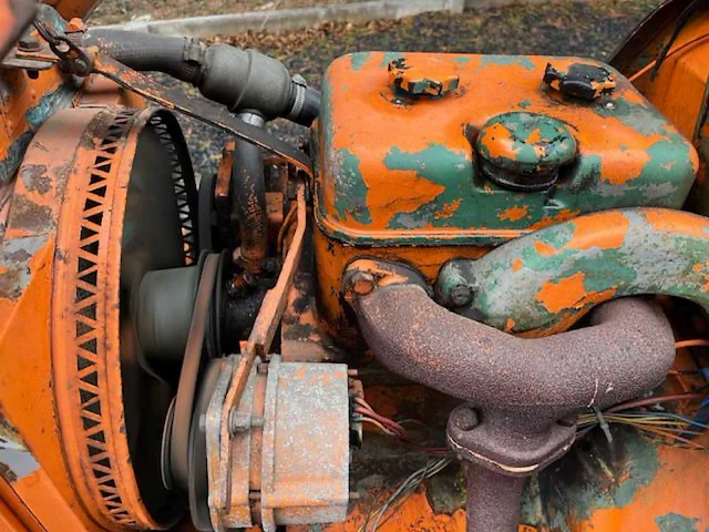 Güdner vintage tractor - afbeelding 2 van  11