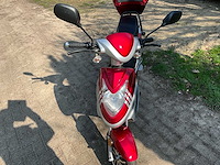 Guewer scooter/bromfiets electrisch - 883km - afbeelding 20 van  20