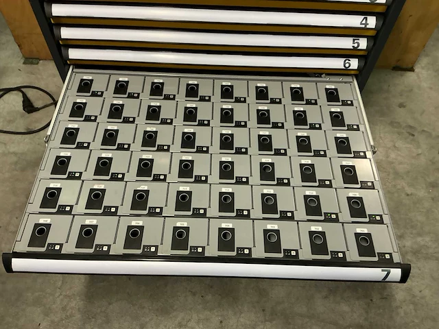 Gühring tm326 gereedschapsverdeelkast/ tooldispenser - afbeelding 16 van  43