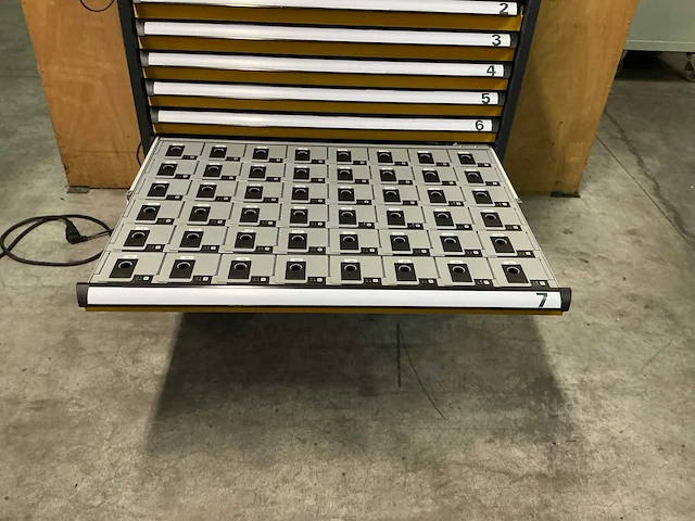 Gühring tm326 gereedschapsverdeelkast/ tooldispenser - afbeelding 17 van  43