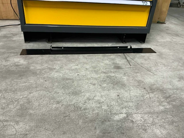 Gühring tm326 gereedschapsverdeelkast/ tooldispenser - afbeelding 39 van  43