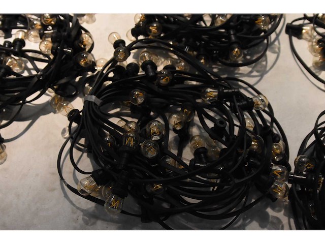 Guirlandes - 25m with bulbs - various light equipment (12x) - afbeelding 1 van  2