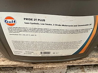 Gulf,inhoud 20 liter 2- stoke motorolie (2x) - afbeelding 3 van  3