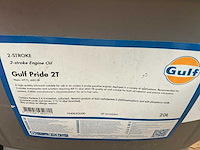 Gulf,inhoud 20 liter 2- stoke motorolie (2x) - afbeelding 2 van  3