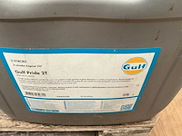 Gulf,inhoud 20 liter 2- stoke motorolie (2x) - afbeelding 3 van  3