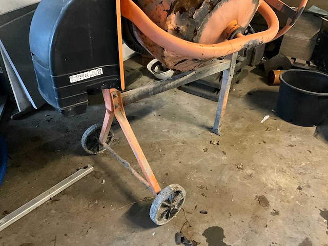 Guy noël gn132 betonmolen - afbeelding 5 van  7